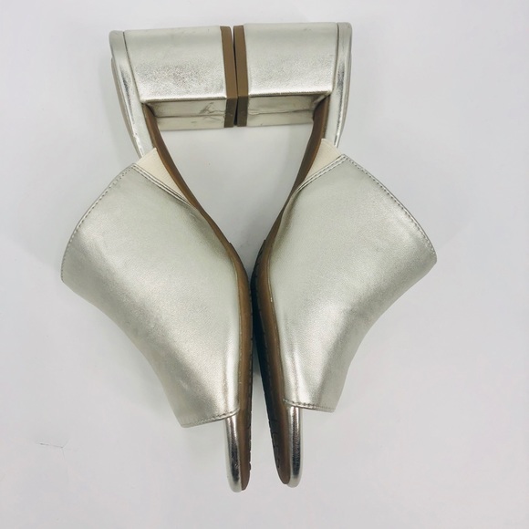 ✨Bandolino Silver Mule Heels / Sandal Slides 👡 - Picture 5 of 14